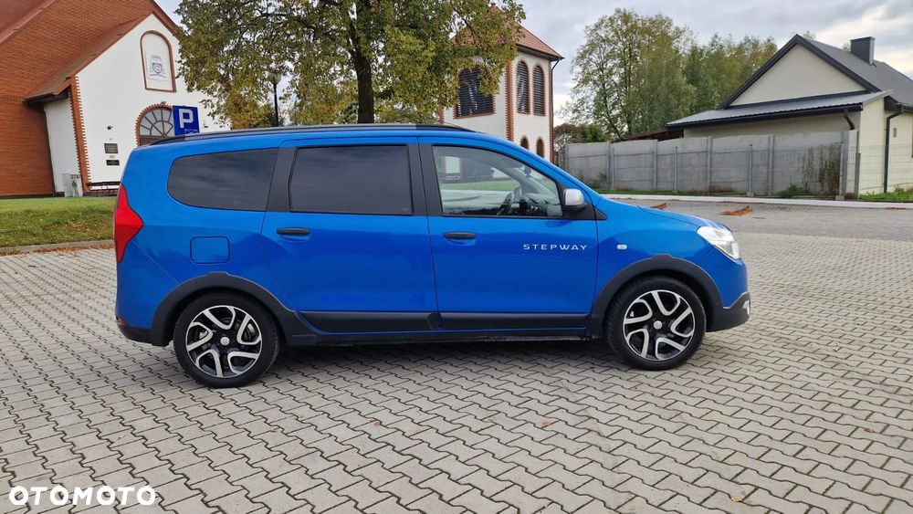 Dacia Lodgy TCe 115 Stepway - 4