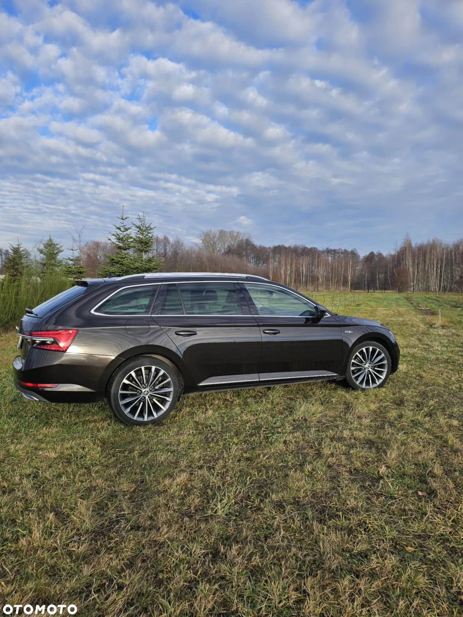 Skoda Superb 2.0 TDI SCR L&K DSG - 5