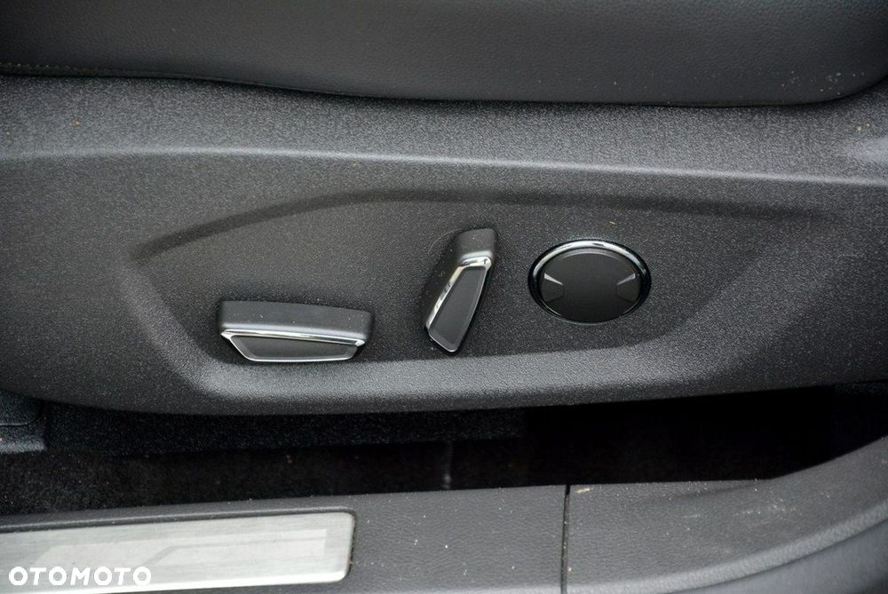 Ford Mondeo 1.5 EcoBoost STart-Stopp ST-Line - 22