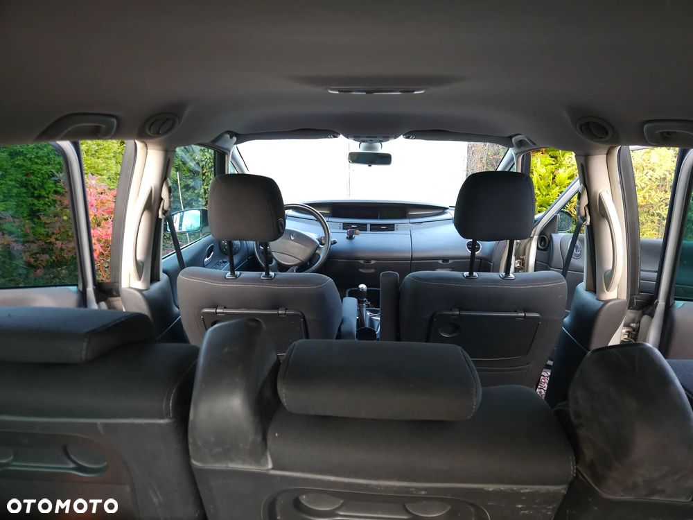 Renault Espace 2.0 dCi Voyage - 12