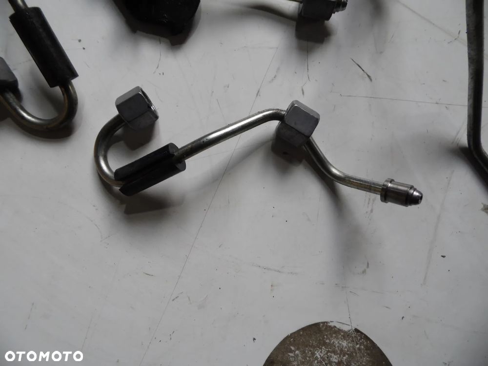 Przewody paliwowe wysokiego ciśnienia 1.6dci r9m Nissan Renault trafic III - 2