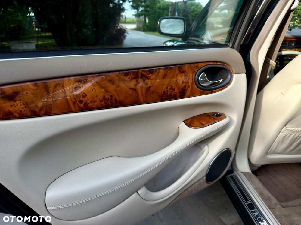 Jaguar XJ Sovereign 4.0 - 36
