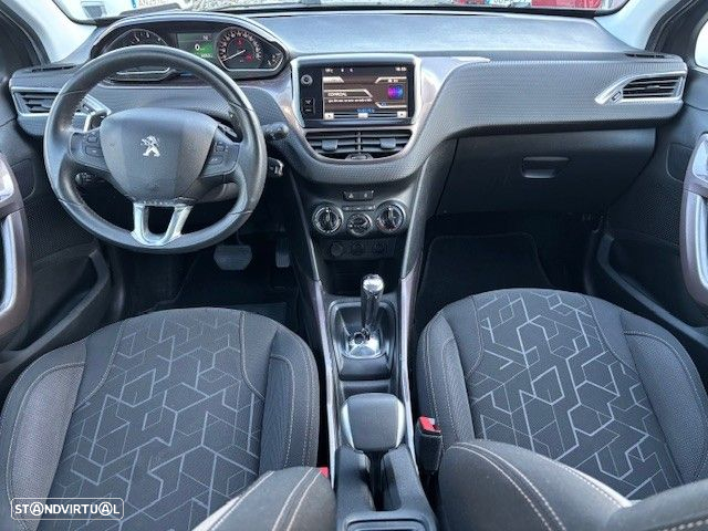 Peugeot 2008 1.6 e-HDi Allure 2-Tronic - 10