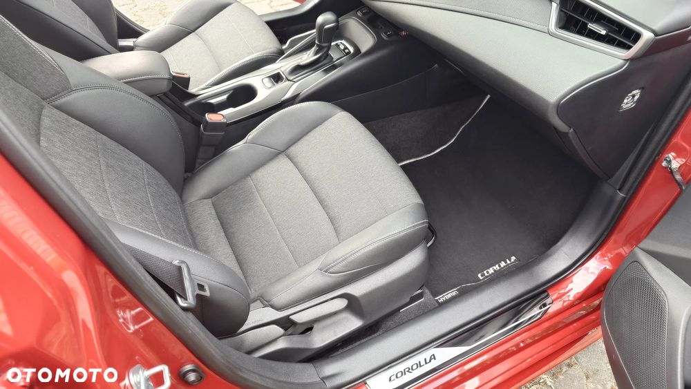 Toyota Corolla 1.8 Hybrid Style - 16