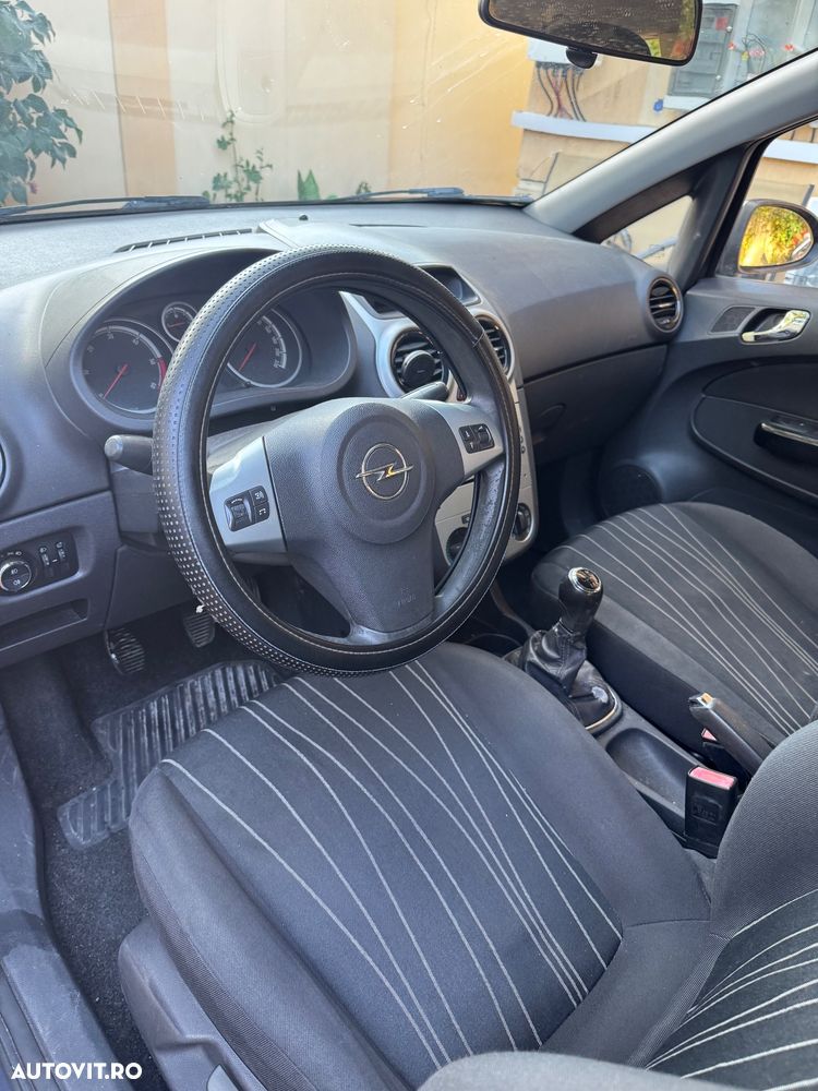 Opel Corsa - 11