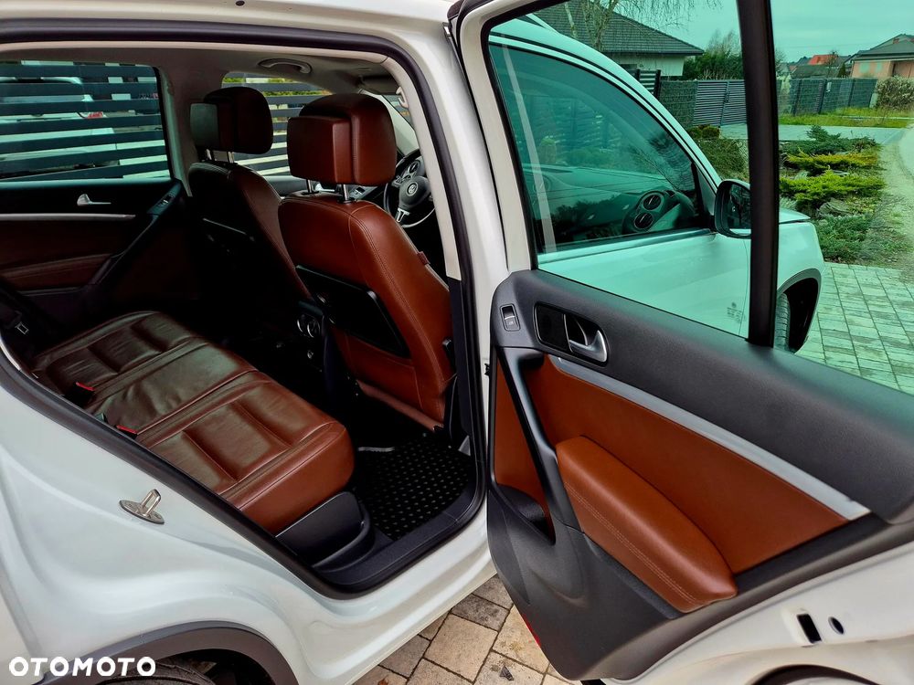 Volkswagen Tiguan 2.0 TDI 4Mot Track&Style DSG - 25