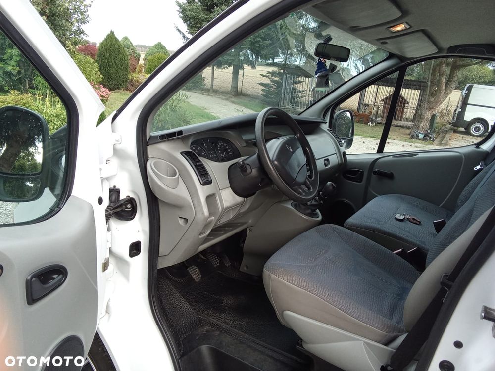 Renault Trafic - 9
