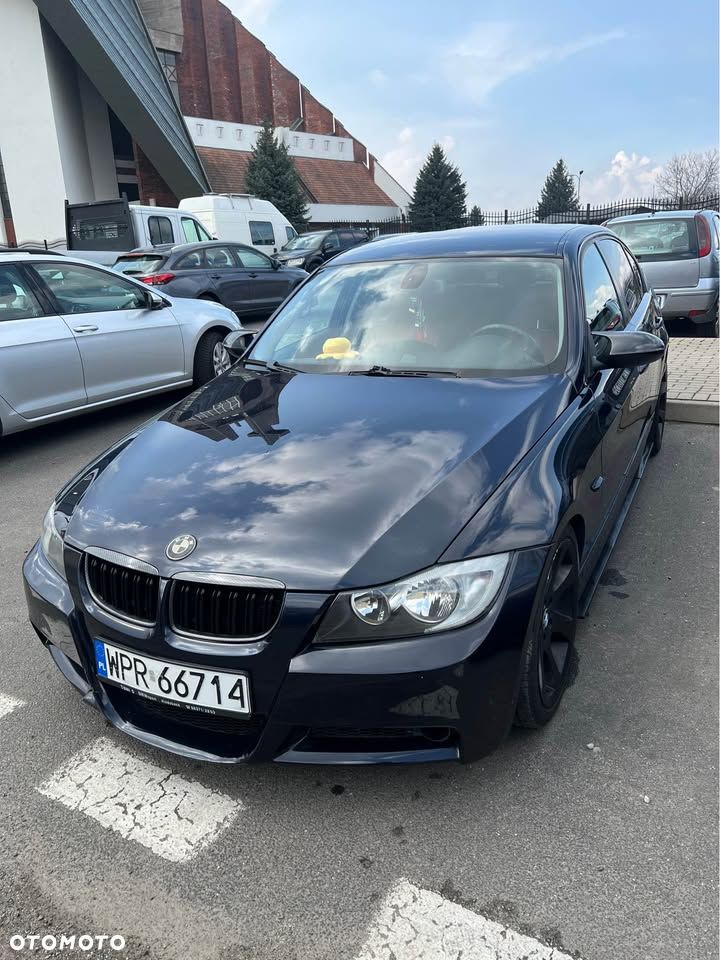 BMW Seria 3 330i - 12