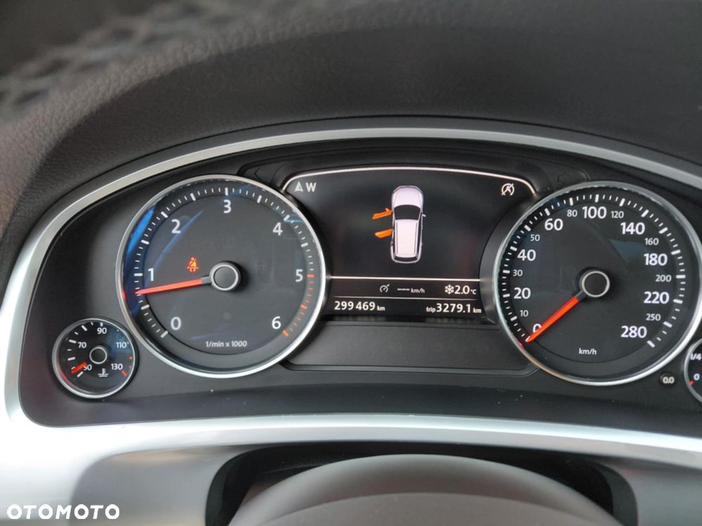 Volkswagen Touareg - 7
