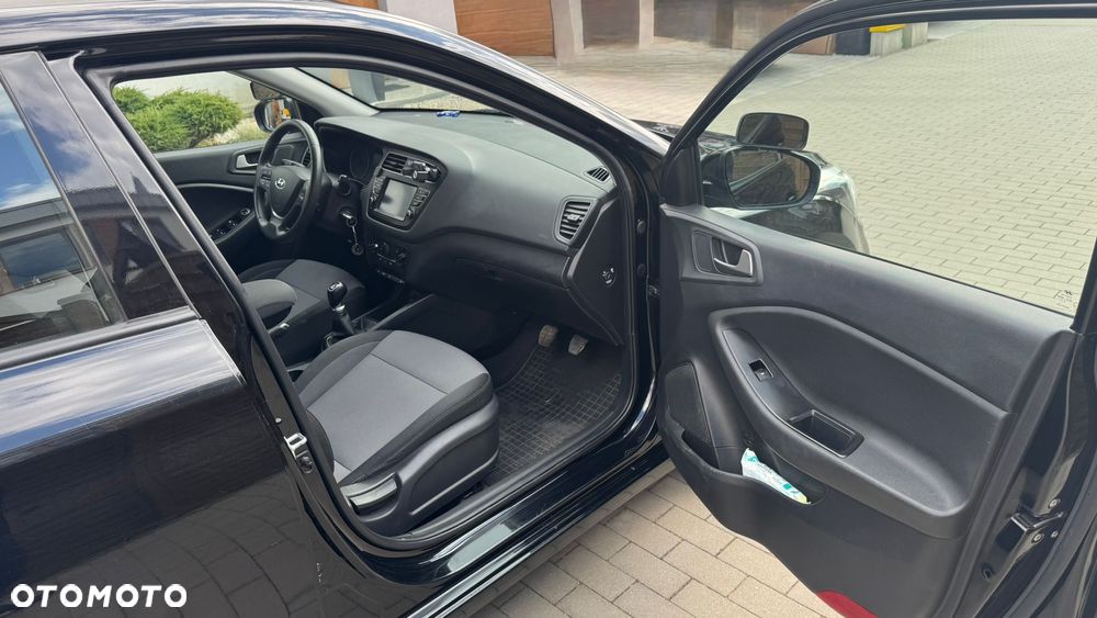 Hyundai i20 1.2 Elegant - 25
