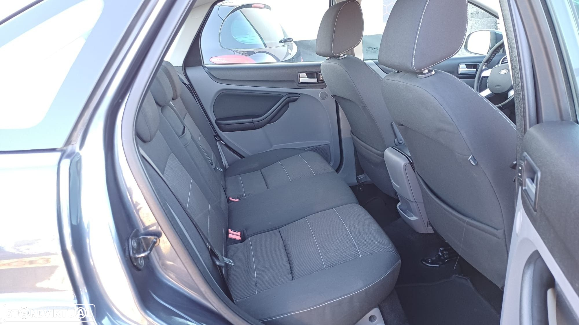 Ford Focus 1.6 TDCi Trend - 12