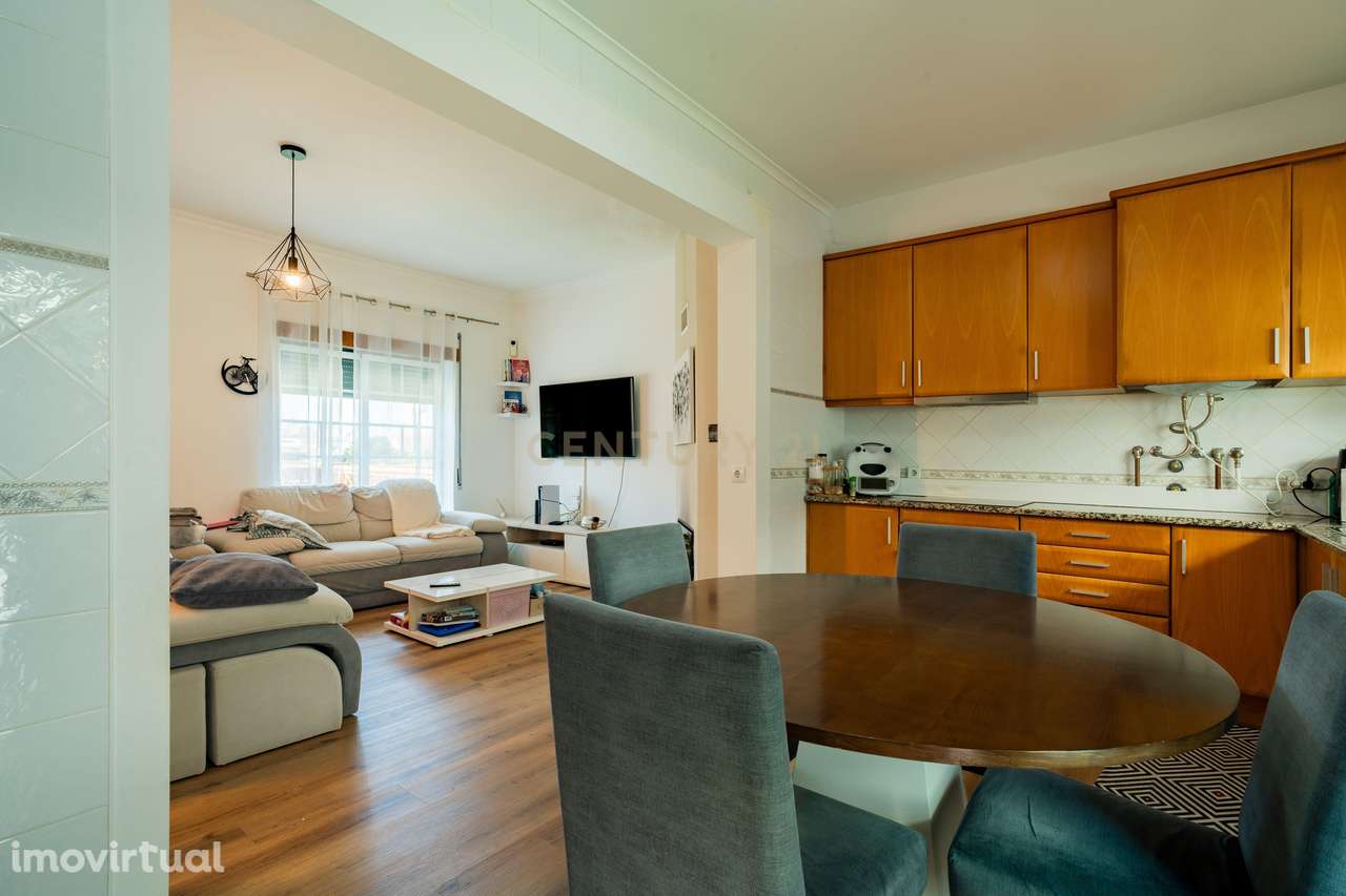 Moradia T3 em Marinha Grande, Comeira - Grande imagem: 5/31