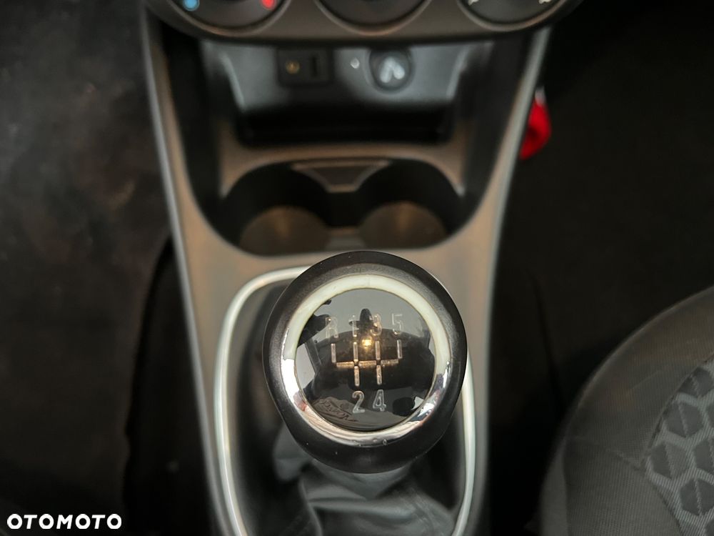 Opel Corsa - 32