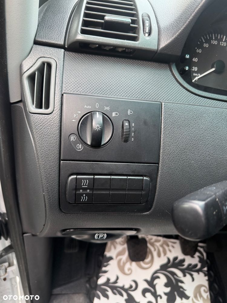 Mercedes-Benz VITO LONG - 9