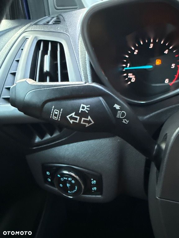 Ford Tourneo Connect Grand - 22