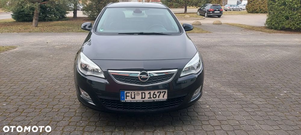 Opel Astra 1.6 Edition 111 Jahre - 1