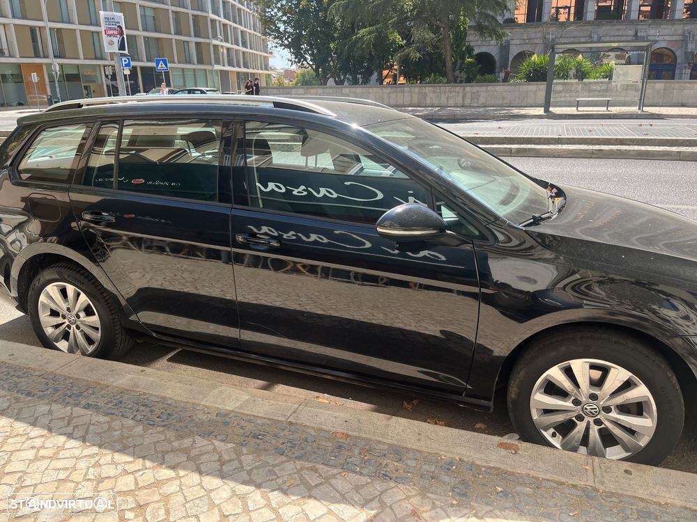 VW Golf Variant 1.6 TDi BlueMotion Confortline - 1