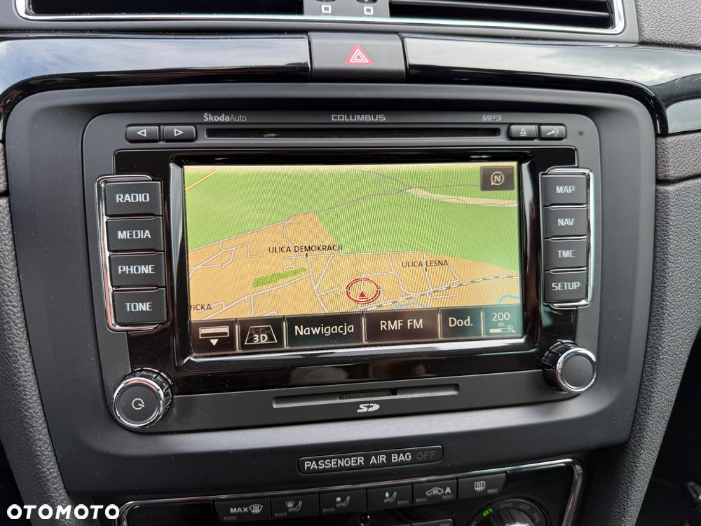 Skoda Superb 2.0 TDI L&K - 25