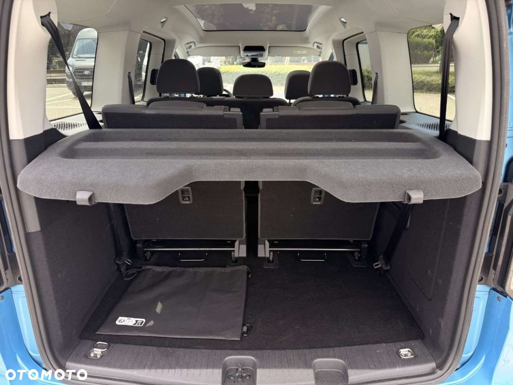 Ford Tourneo Connect Grand - 28