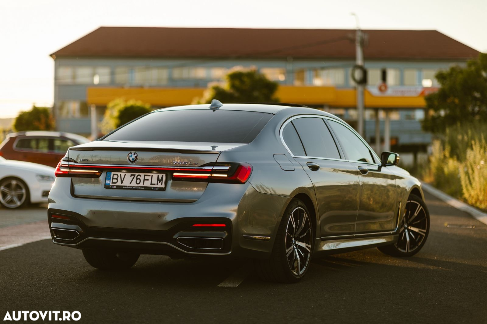 BMW Seria 7 - 8