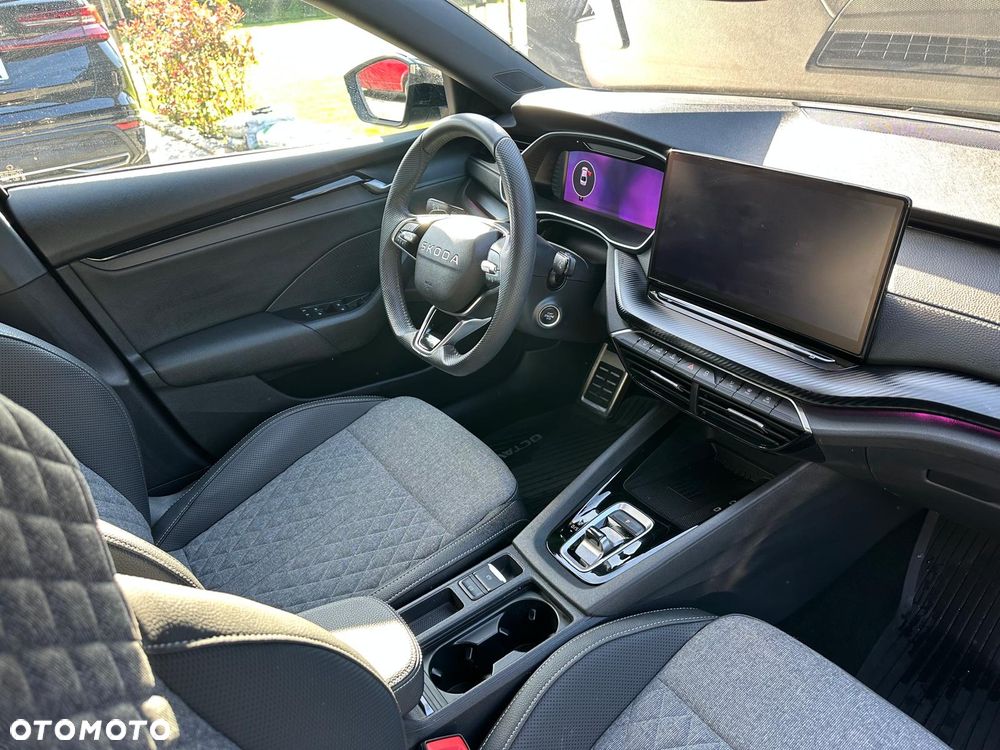 Skoda Octavia 2.0 TDI Sportline DSG - 11