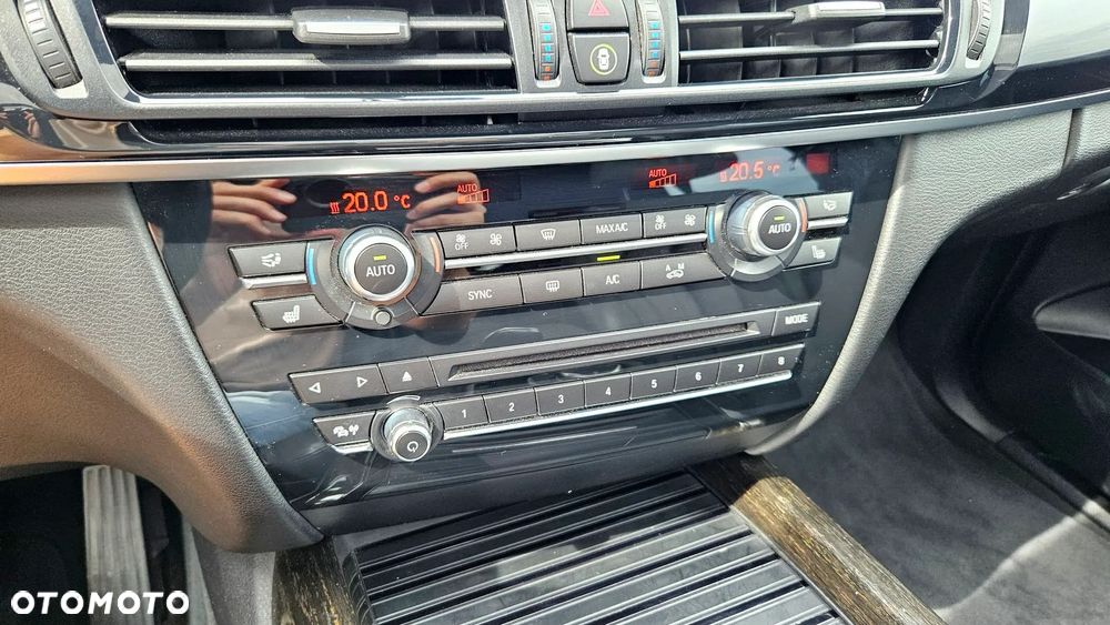 BMW X5 xDrive40d - 7