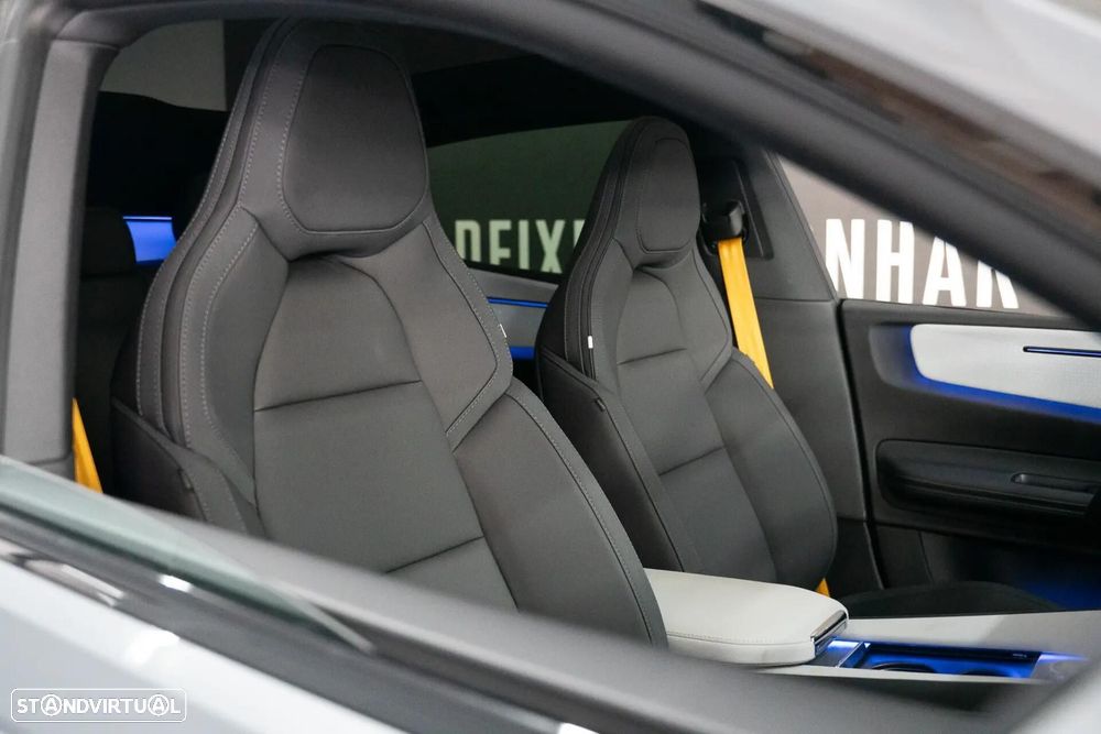 Polestar 4 Long Range 100 kWh Dual Motor Performance Prime - 25