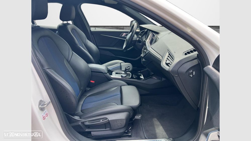 BMW 118 i Pack Desportivo M Auto - 13