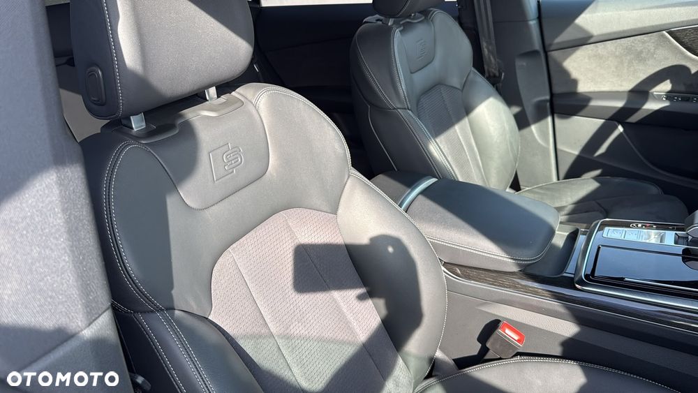 Audi Q8 50 TDI quattro tiptronic - 35