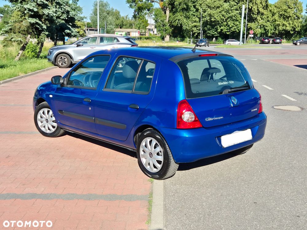 Renault Clio 1.2 16V Privilege - 35