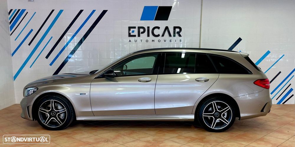 Mercedes-Benz C 300 de AMG Line - 12