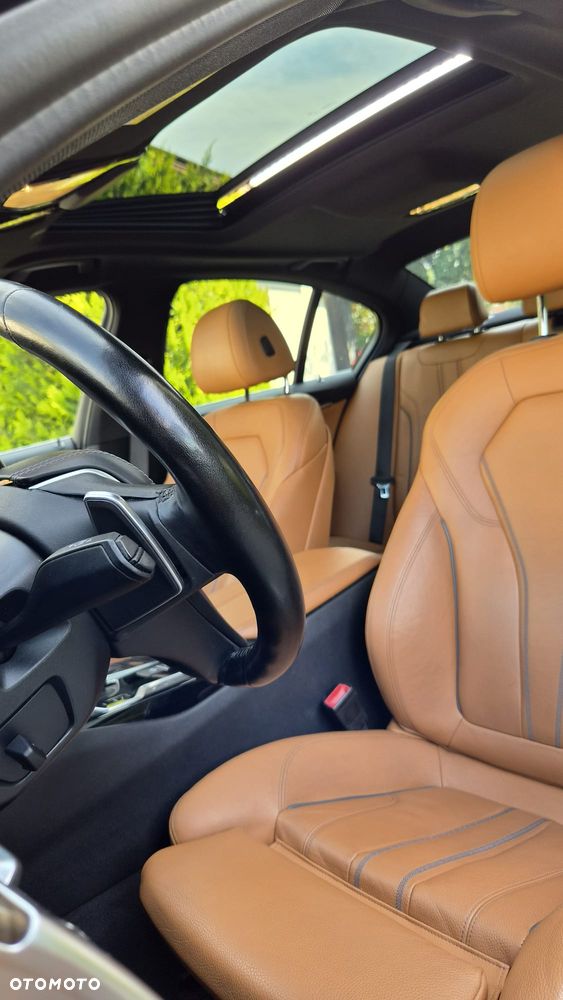 BMW Seria 5 - 38