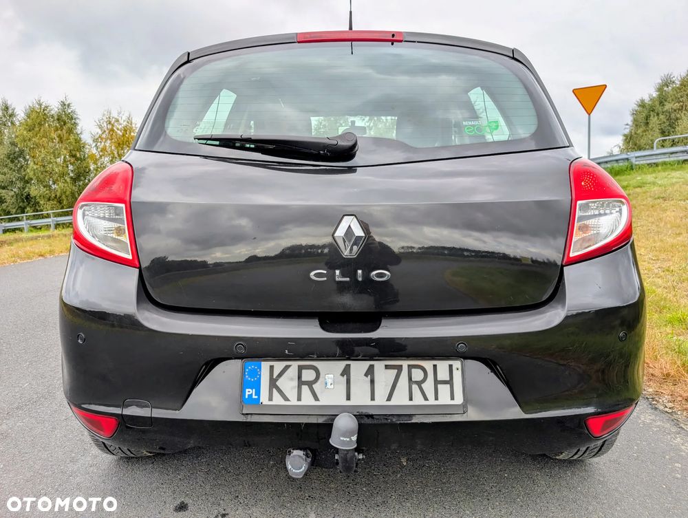 Renault Clio 1.2 16V Authentique - 6