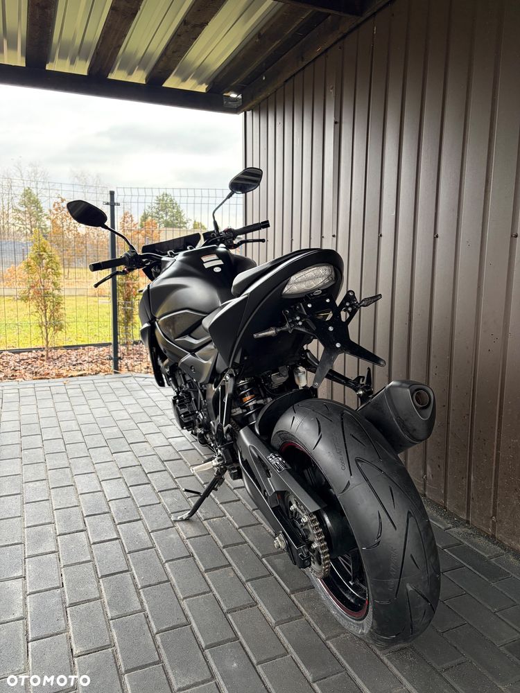 Suzuki GSX - 40