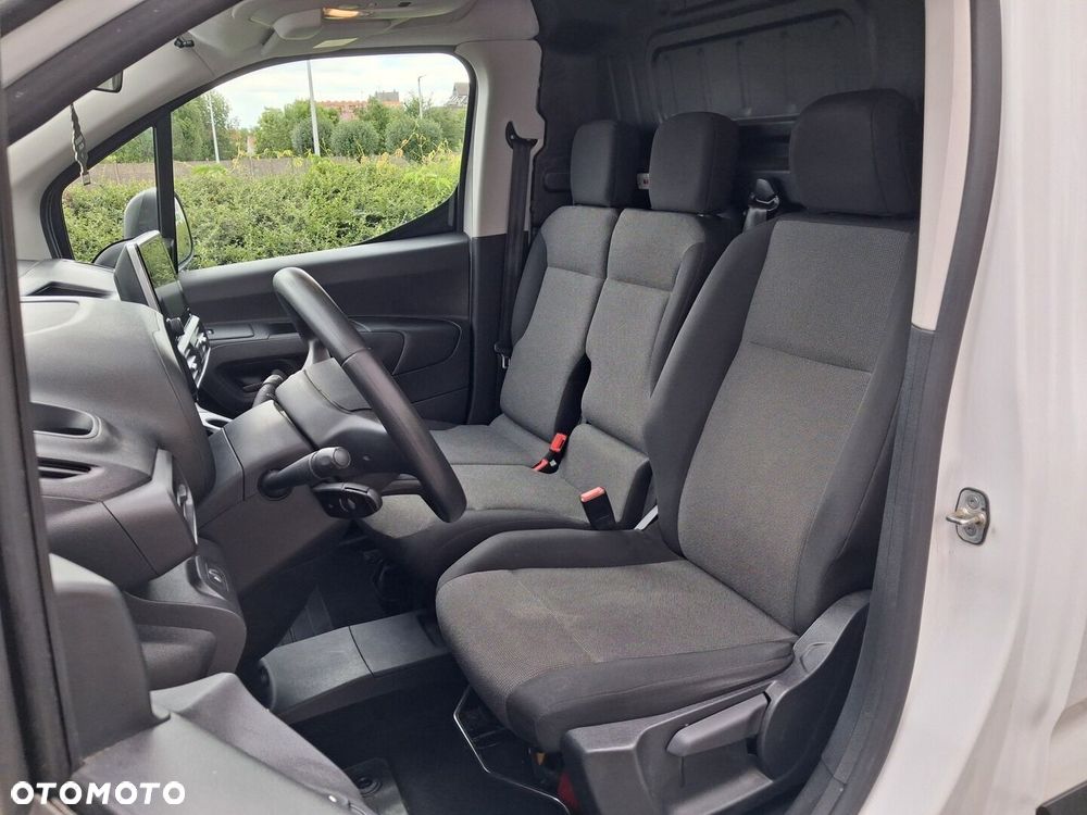 Toyota PROACE CITY - 17