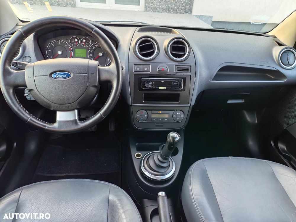 Ford Fiesta - 3