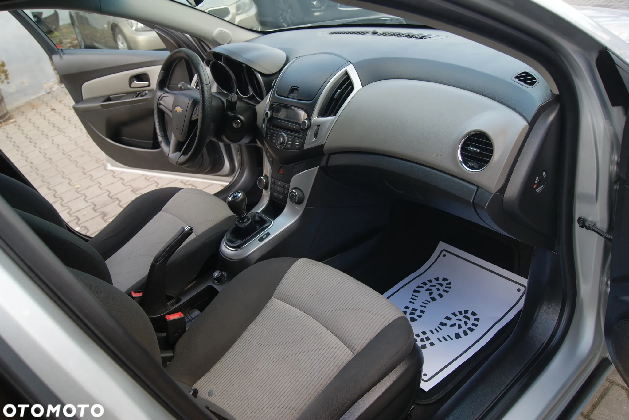 Chevrolet Cruze Station Wagon 1.6 LS - 16
