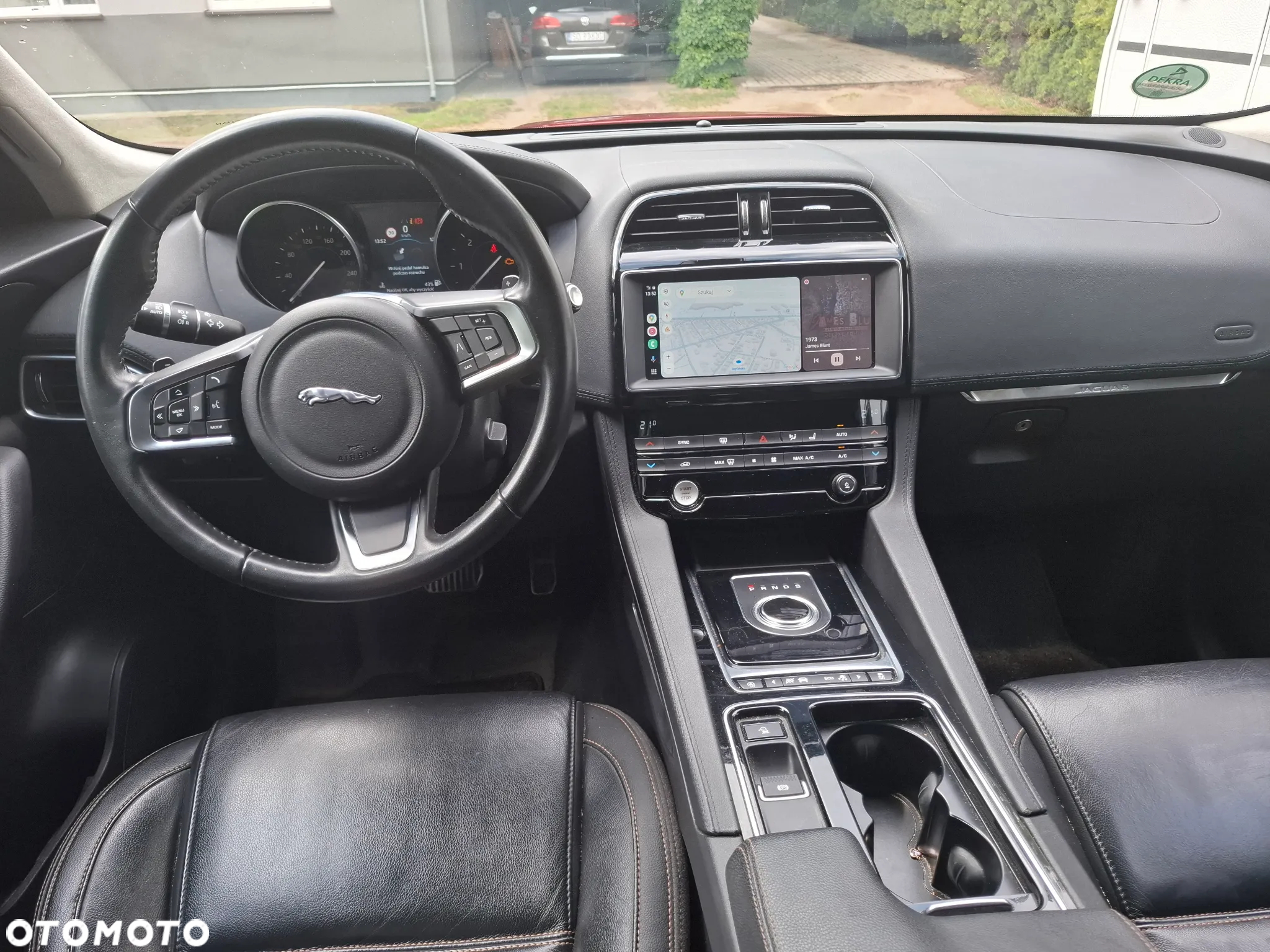 Jaguar F-Pace 2.0 i4D AWD Prestige - 11