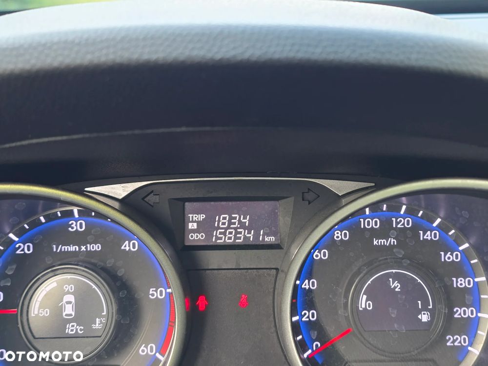 Hyundai ix35 2.0 CRDi 4WD Trend - 11