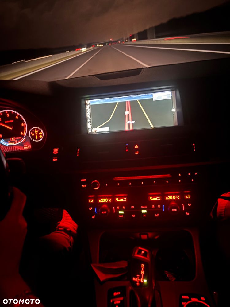 BMW Seria 5 520d Luxury Line - 40