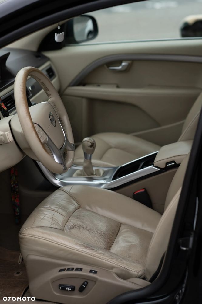 Volvo V70 D3 Summum - 14