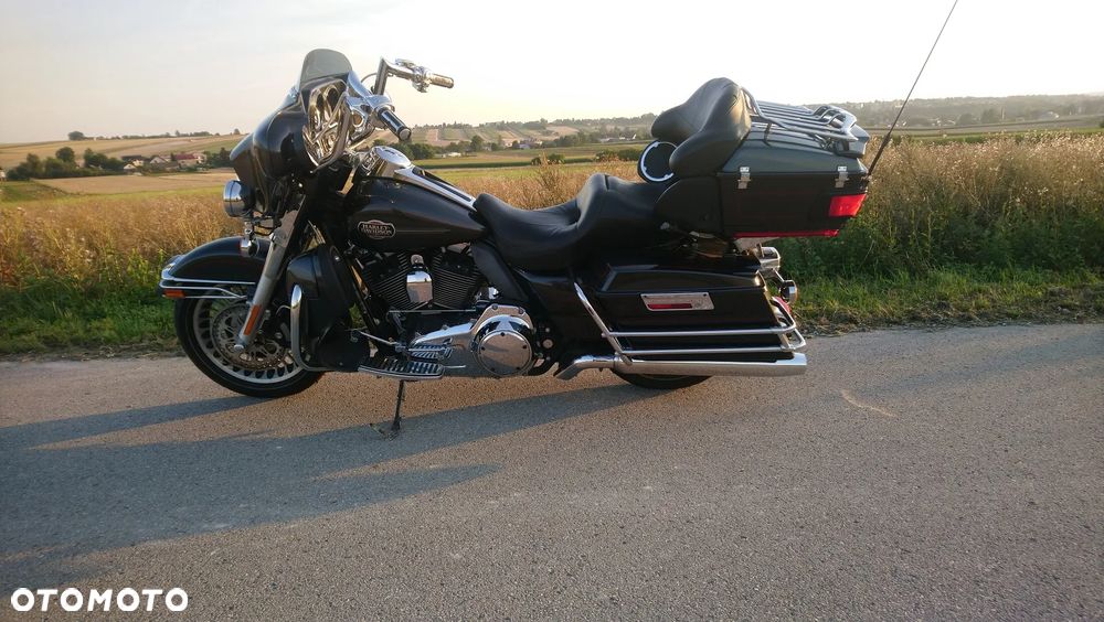 Harley-Davidson FLHTCU Ultra - 4