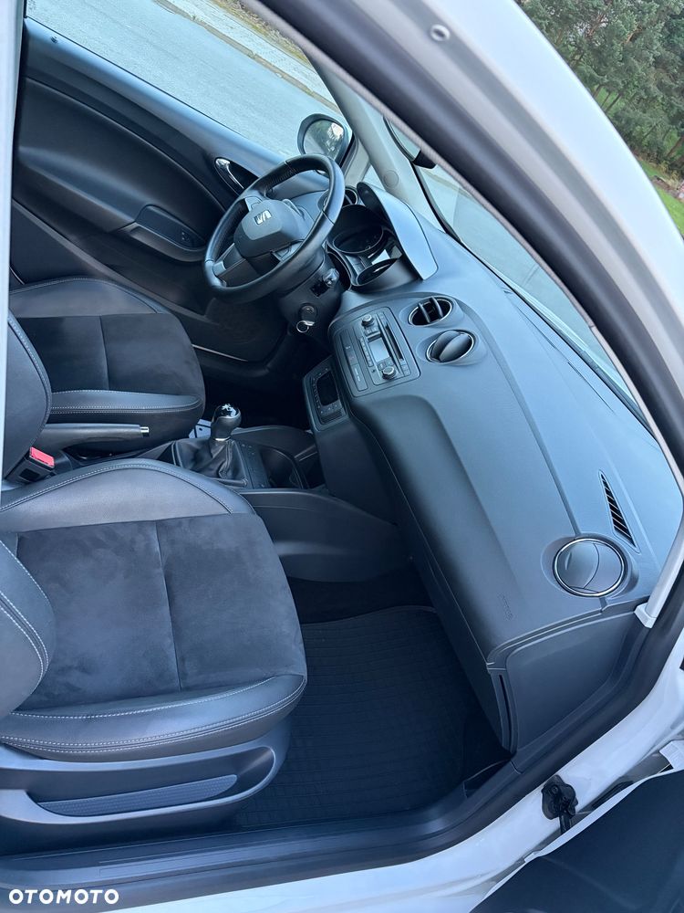 Seat Ibiza 1.2 TSI CONNECT - 8