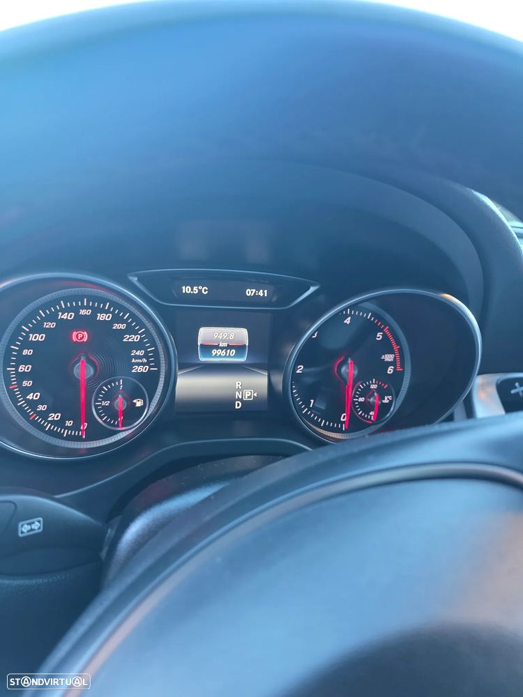 Mercedes-Benz CLA 200 d Shooting Brake Urban Aut. - 3