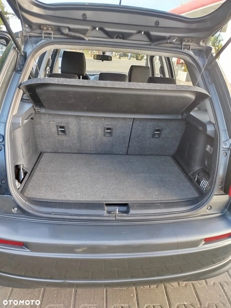 Suzuki SX4 1.6 Comfort - 4