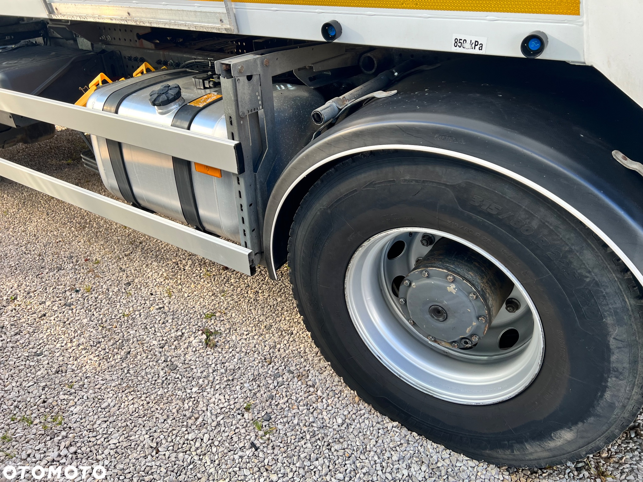 Mercedes-Benz AROCS 1833 L  FAUN VARIOPRSS 520 V19 - 15