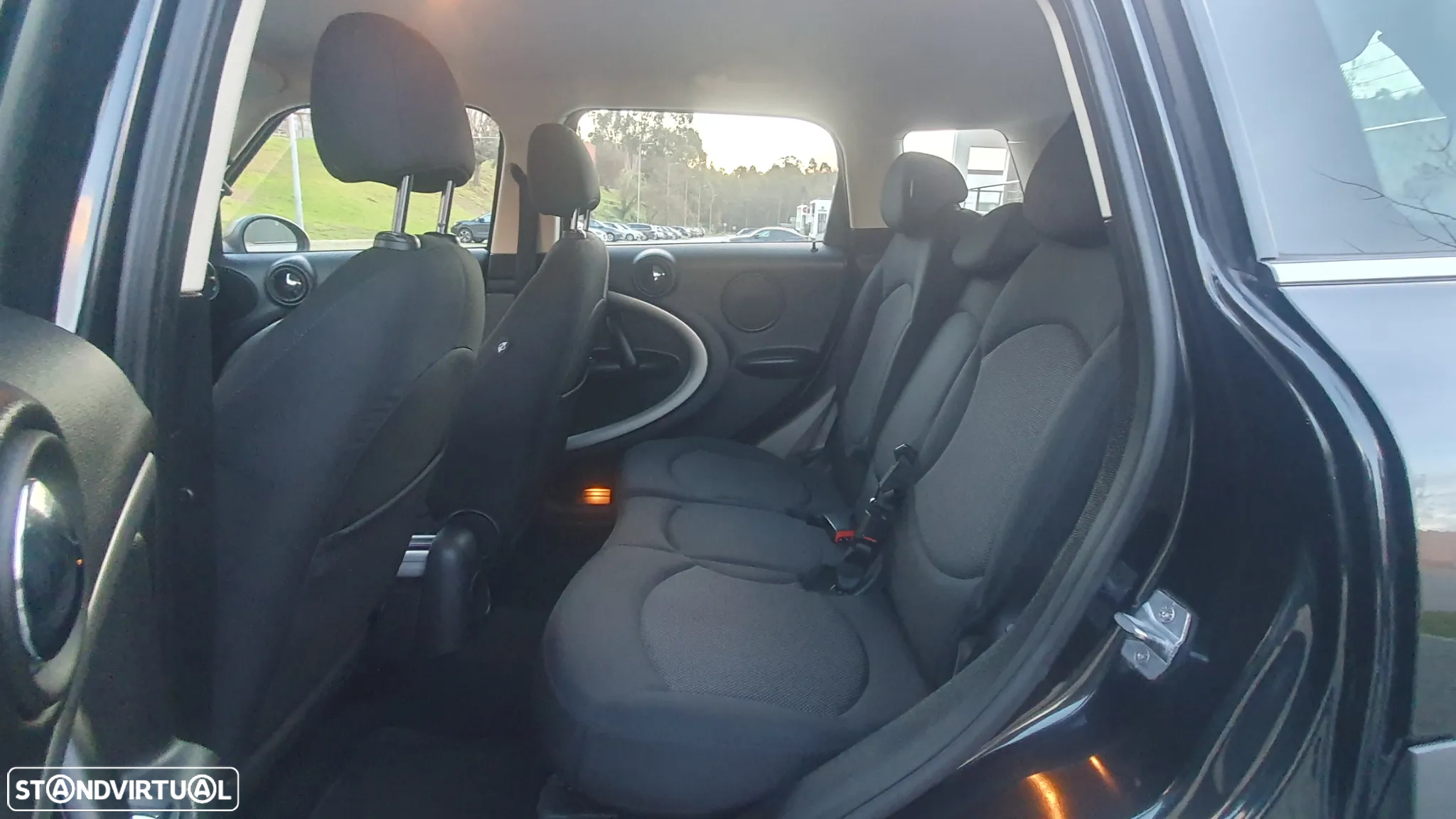 MINI Countryman One D - 25