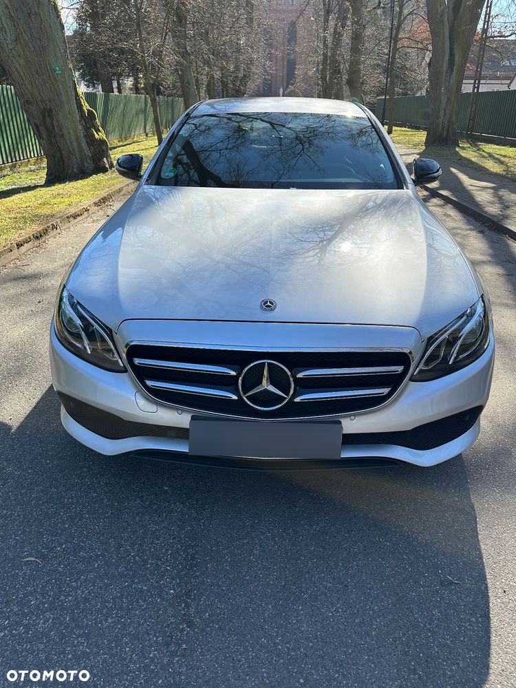 Mercedes-Benz Klasa E 220 d 9G-TRONIC Sportstyle Edition - 4