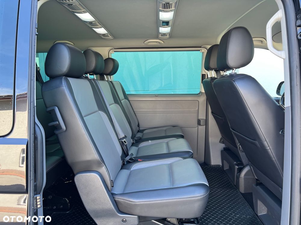 Volkswagen Caravelle - 19