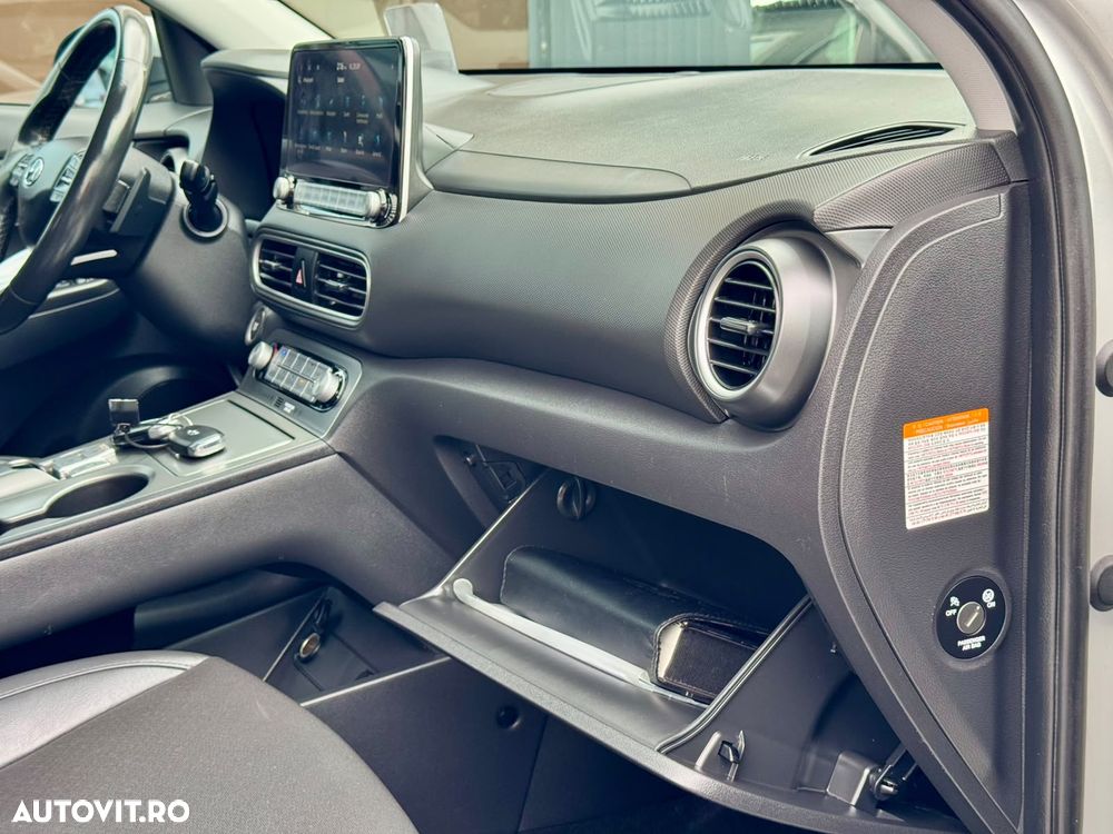 Hyundai KONA 204CP Luxury+ - 24